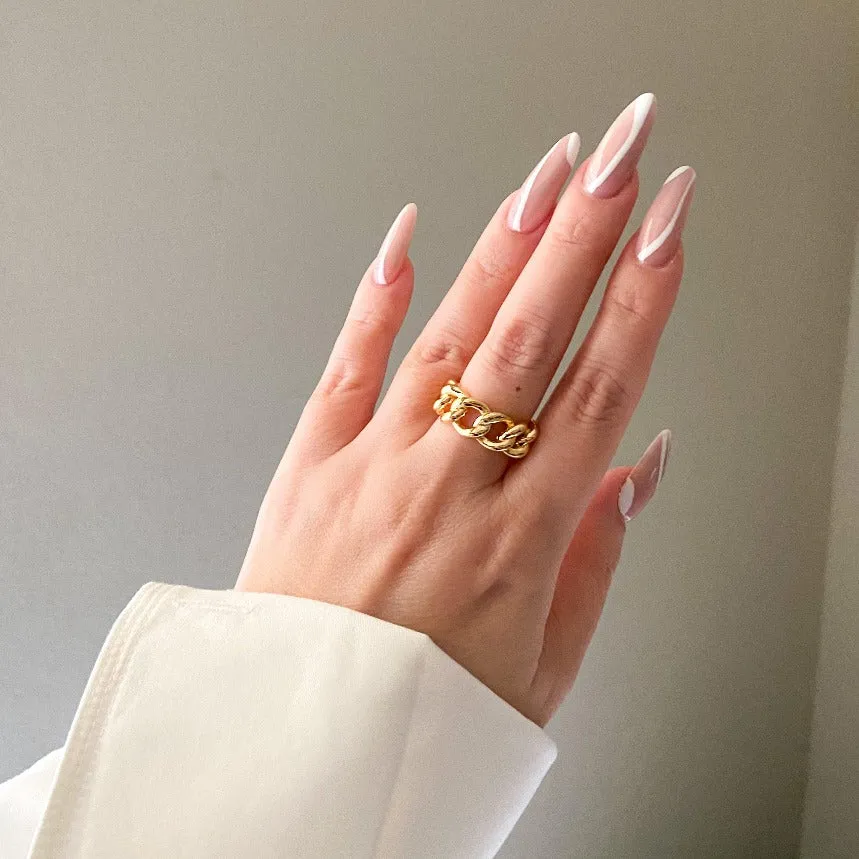 Chévere Chunky Chain Ring