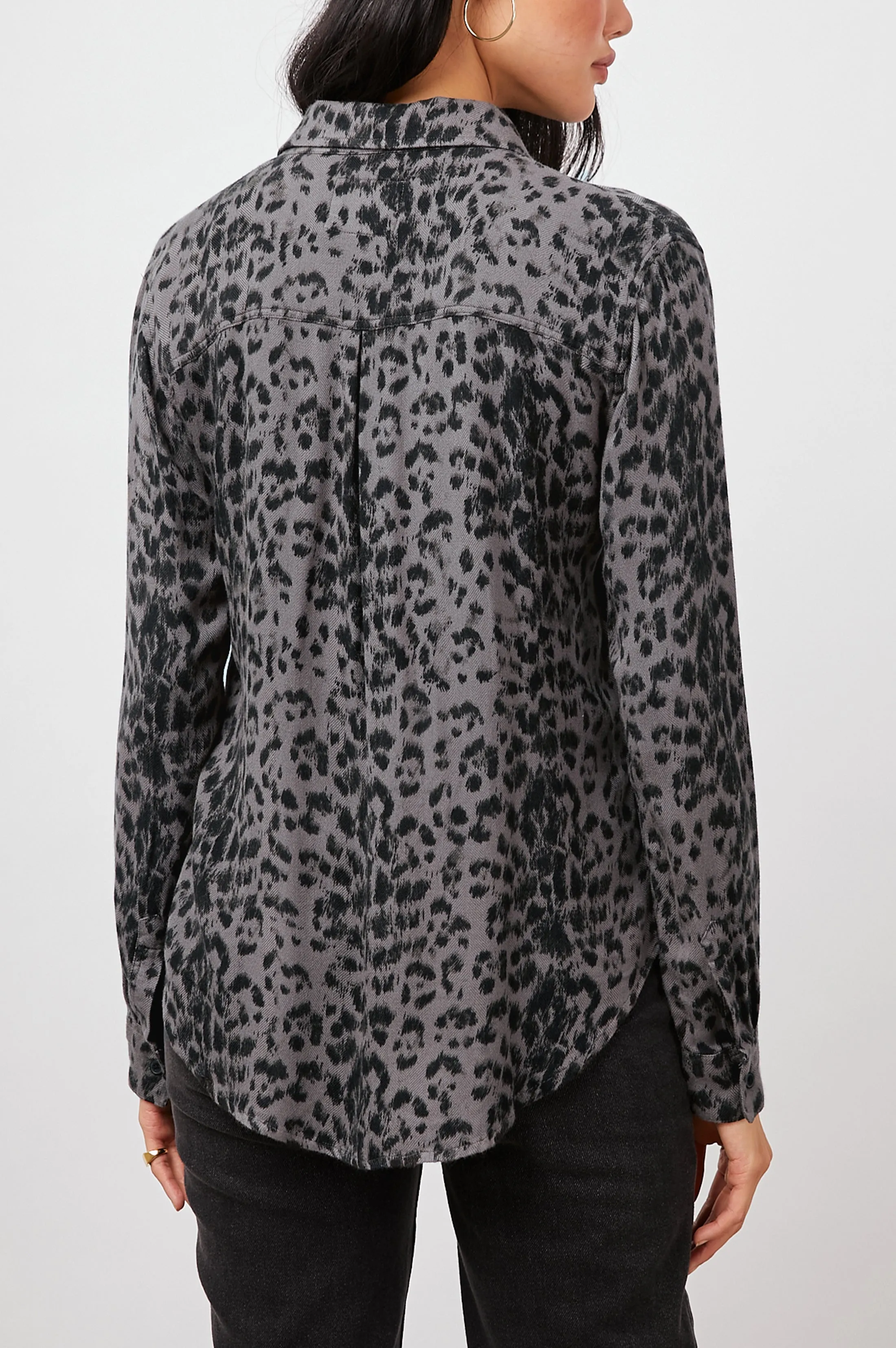 HUNTER SHIRT - UMBER LEOPARD SPOTS