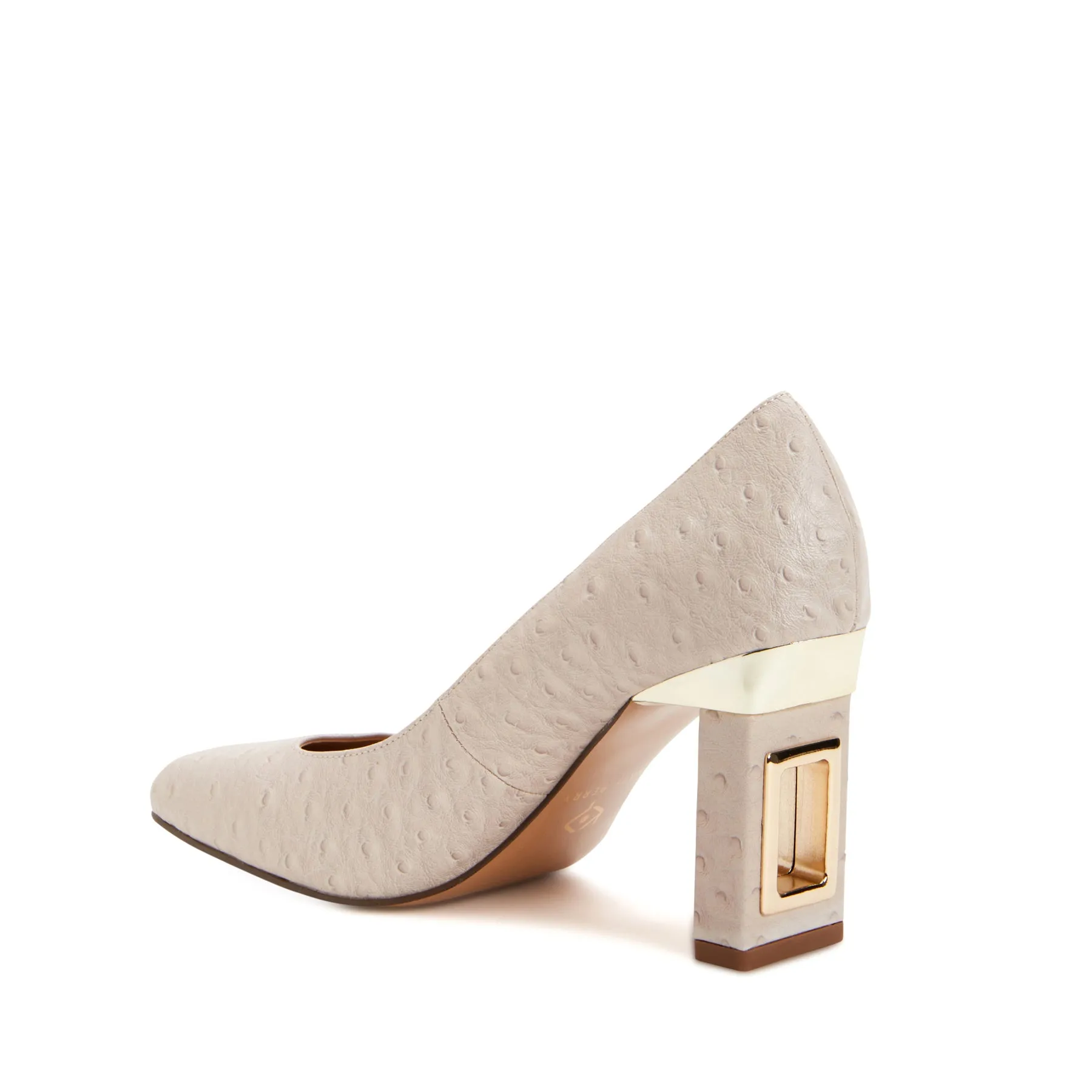 THE HOLLOW HEEL PUMP